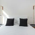 Modern Apartment In The Historical Center